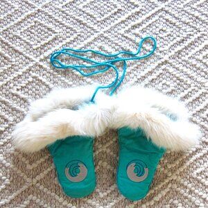 TURQUOISE BLUE WHITE FOX FUR WOOL Handmade Patchwork Trapper Eskimo Long Mitts